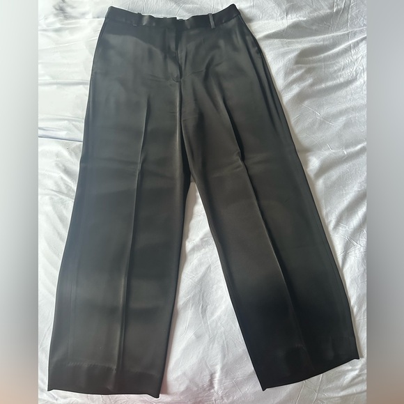 Aritzia Babaton Vogue Satin Pants – Size 10 (Inseam 28”) - Picture 2 of 6
